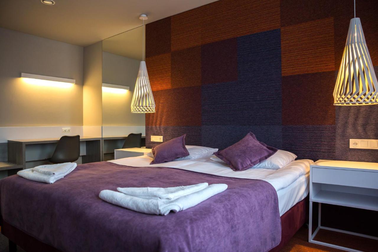 Hotel Quattro Щецінек Екстер'єр фото