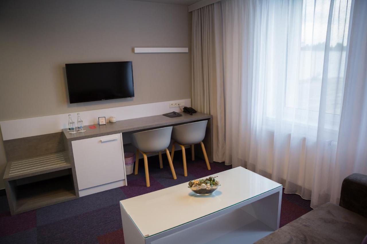 Hotel Quattro Щецінек Екстер'єр фото